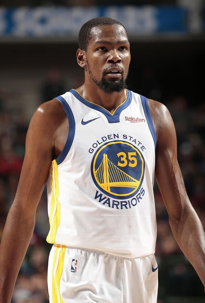 一个展示和 一个展示和