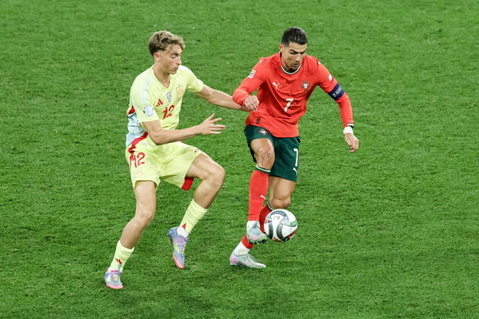 点莱万更多 点莱万更多